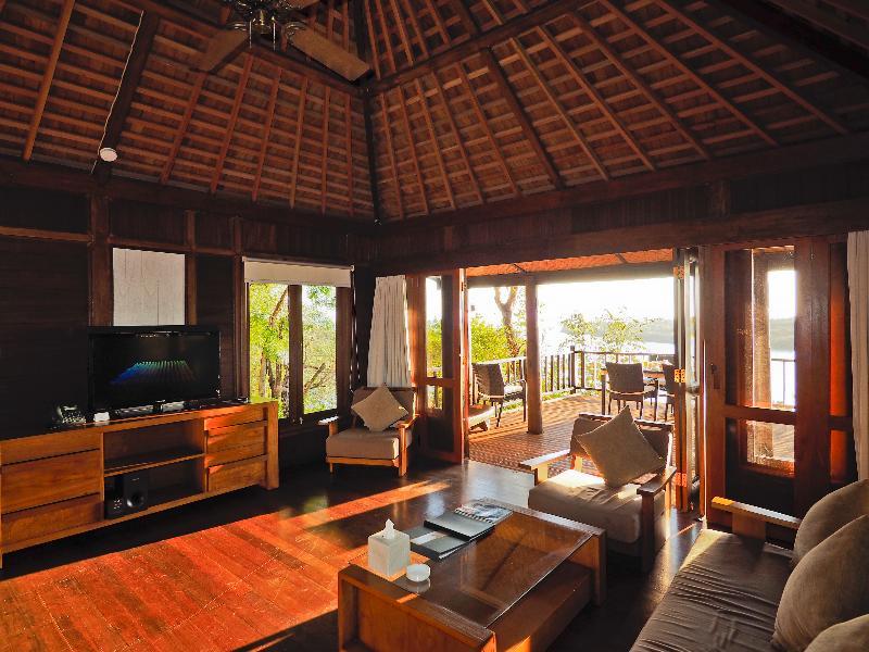 מלון Banyuwedang The Menjangan By Lifestyleretreats מראה חיצוני תמונה